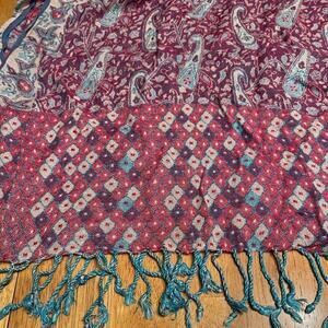 Rapti Fashion scarf38” x 26” inc fringe. Cashmere/silk blend